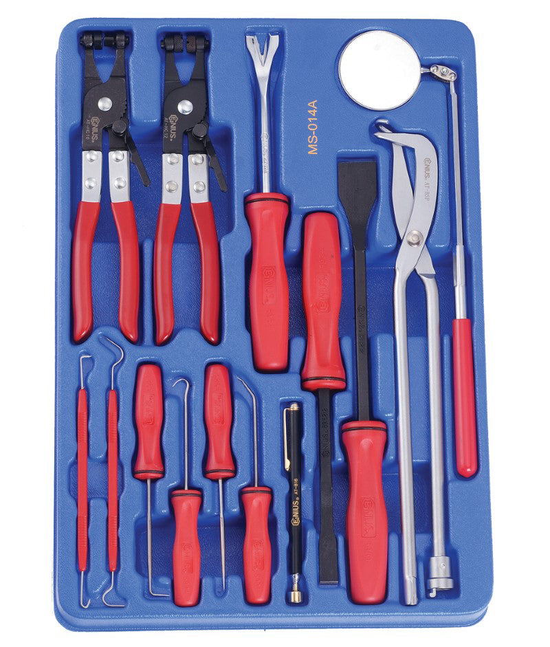 A handy selection of tools ideal for vehicle repairs supplied in blue plastic storage tray.